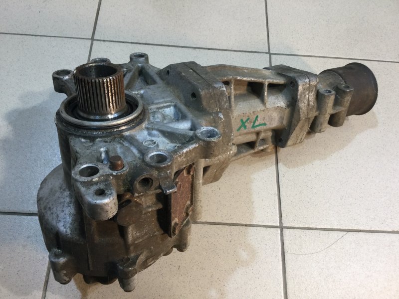 Запчасть коробка раздаточная Mitsubishi Outlander XL 2006-2012 (CW) 3200A067 Б/У Коробка раздаточная Mitsubishi Outlander XL 2006-2012 (CW) 3200A067 Б/У