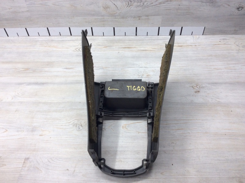 КОНСОЛЬ Tiggo 2007 T11 4G64