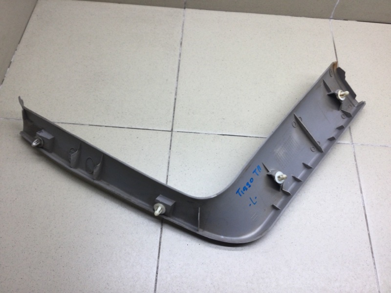 Обшивка двери багажника верхняя левая Tiggo 2007 T11 4G64 Обшивка двери багажника верхняя левая Tiggo 2007 T11 4G64