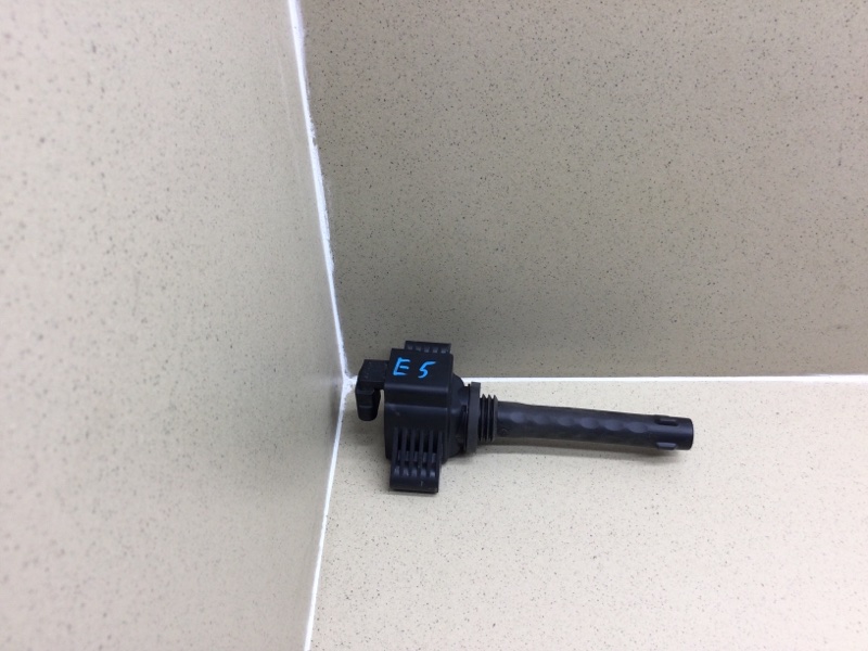 Катушка зажигания E5 2023 СЕДАН ПРОБЕГ 35.000км SQRE4T15CBENM60206