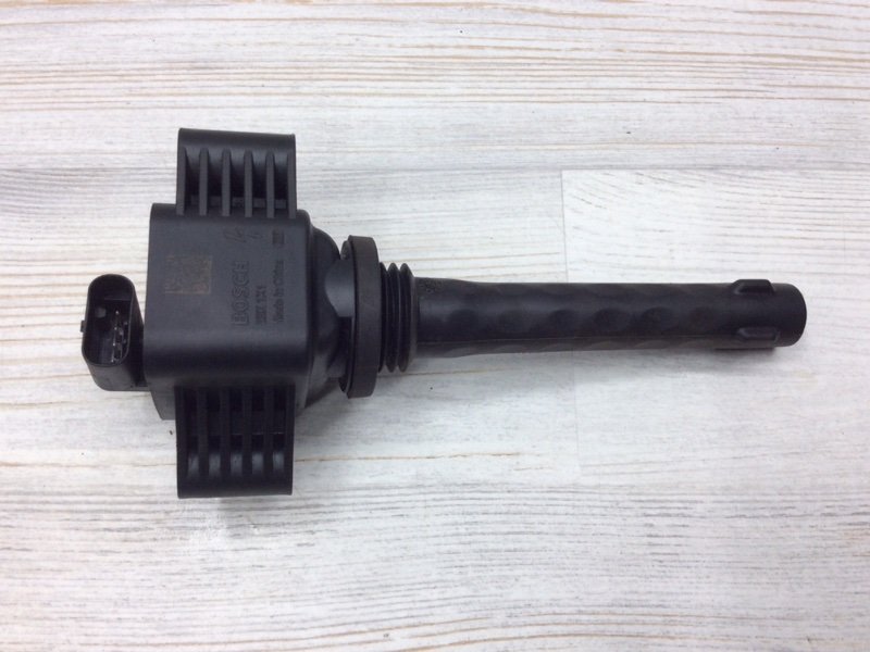 Запчасть катушка зажигания Kaiyi E5 2023 СЕДАН ПРОБЕГ 70.000км SQRE4T15CBENM60206 F4J16-3705110AB Б/У Катушка зажигания Kaiyi E5 2023 СЕДАН ПРОБЕГ 70.000км SQRE4T15CBENM60206 F4J16-3705110AB Б/У