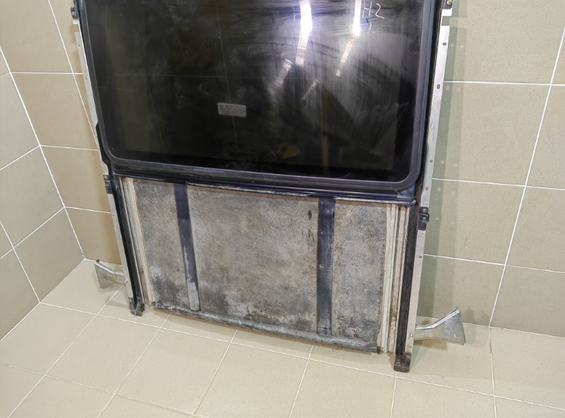 Люк в сборе электрический H2 2004