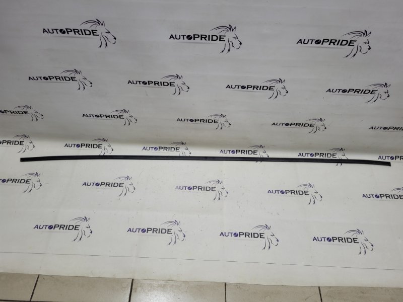 Молдинг на крышу правый E-Class 2000 W210 M111E20EVOML