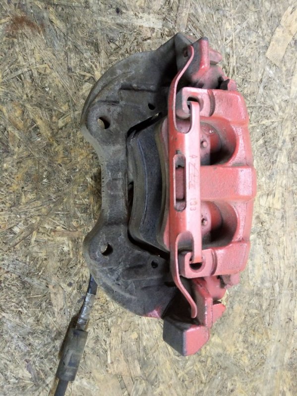 Суппорт передний правый R-class 2006 W251 3.5 V6 272 л.с.