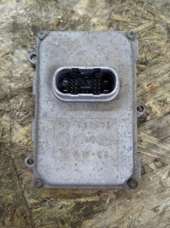 Блок ксенона Range Rover Sport 2006 V8 4.2 399 л.с. Блок ксенона Range Rover Sport 2006 V8 4.2 399 л.с.