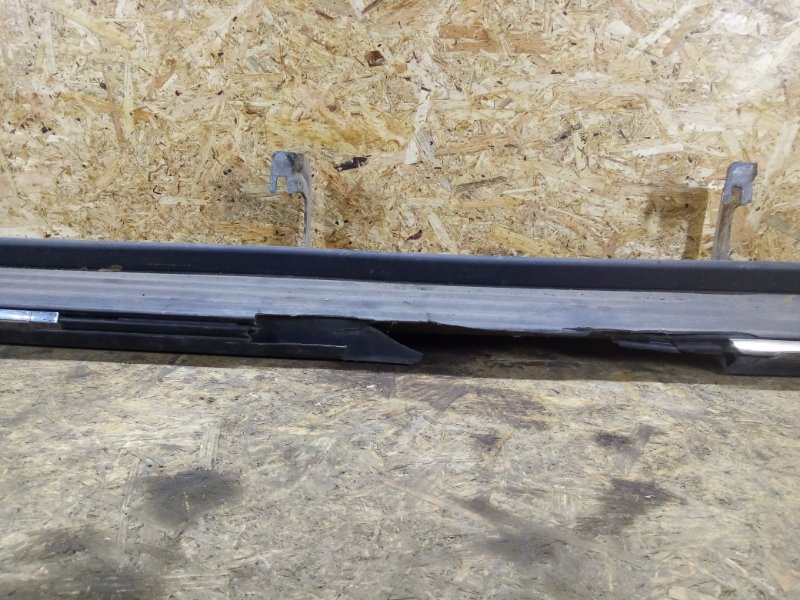 Подножка правая escalade 4