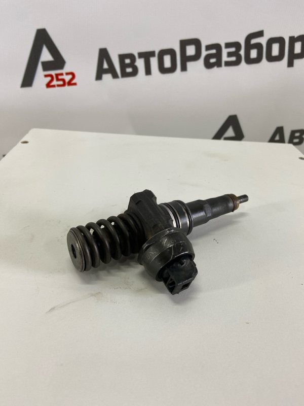 Форсунка топливная Touareg BAC