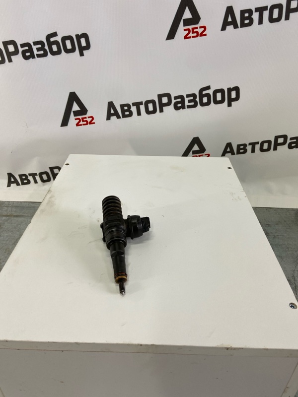 Форсунка топливная Touareg BAC