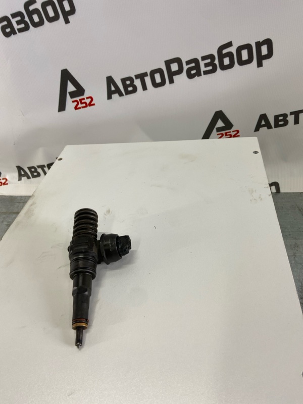 Форсунка топливная Touareg BAC