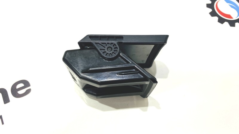 Пепельница передняя Mitsubishi Lancer X седан 4B10
