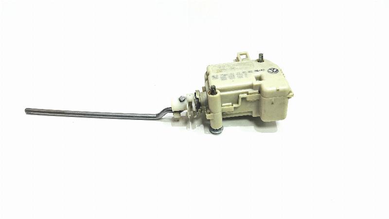 Активатор замка бензобака Volkswagen Polo 4 2002 9N 1.4 BBY 6Q6810773C Б/У