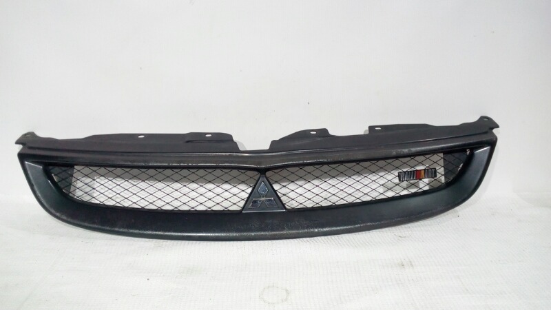 Решетка радиатора Mitsubishi Colt Z27A 4G15 2004