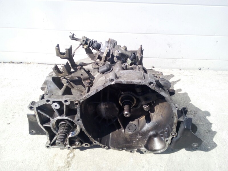 Мкпп 4g63. 4. Мкпп 4g63. Какая стоит коробка передач на митсубиси каризма 1. 6.