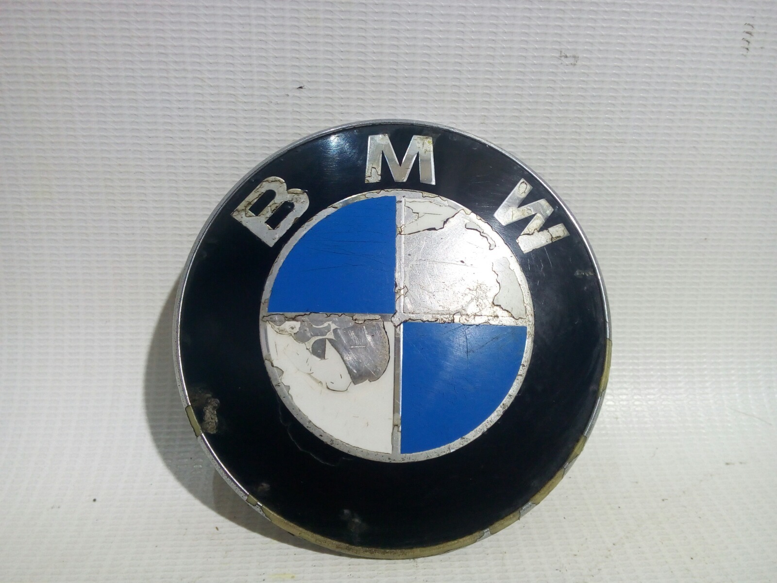 Эмблема Bmw 5-Series E39 M52B25 1994 передняя