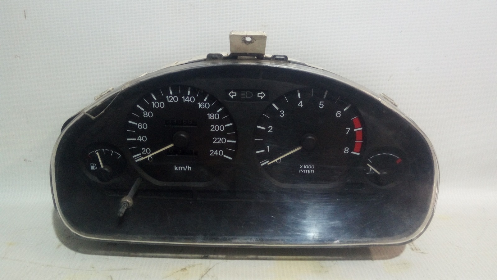 Панель приборов Mitsubishi Carisma DA1A 4G92 1997