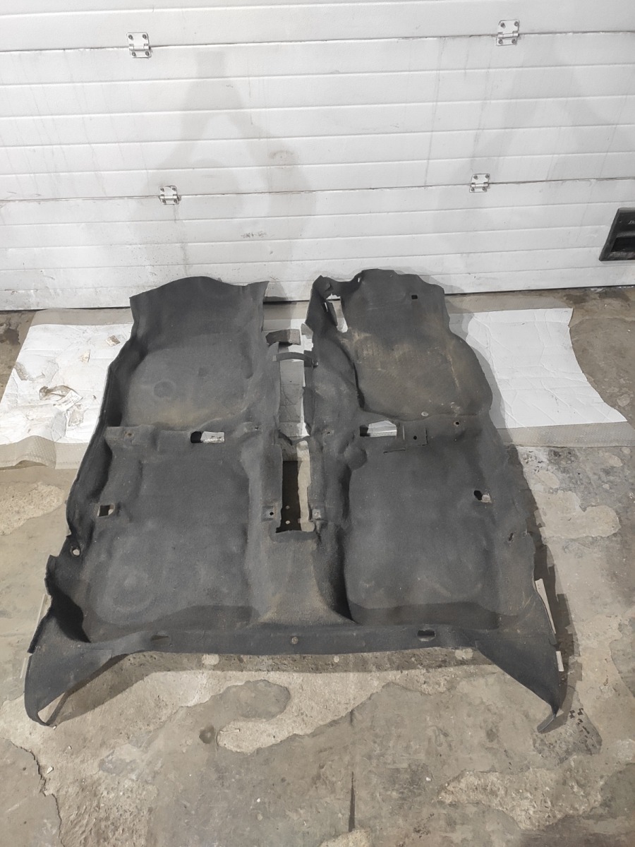 Напольное покрытие Mitsubishi Mirage CM2A 4G15 1998