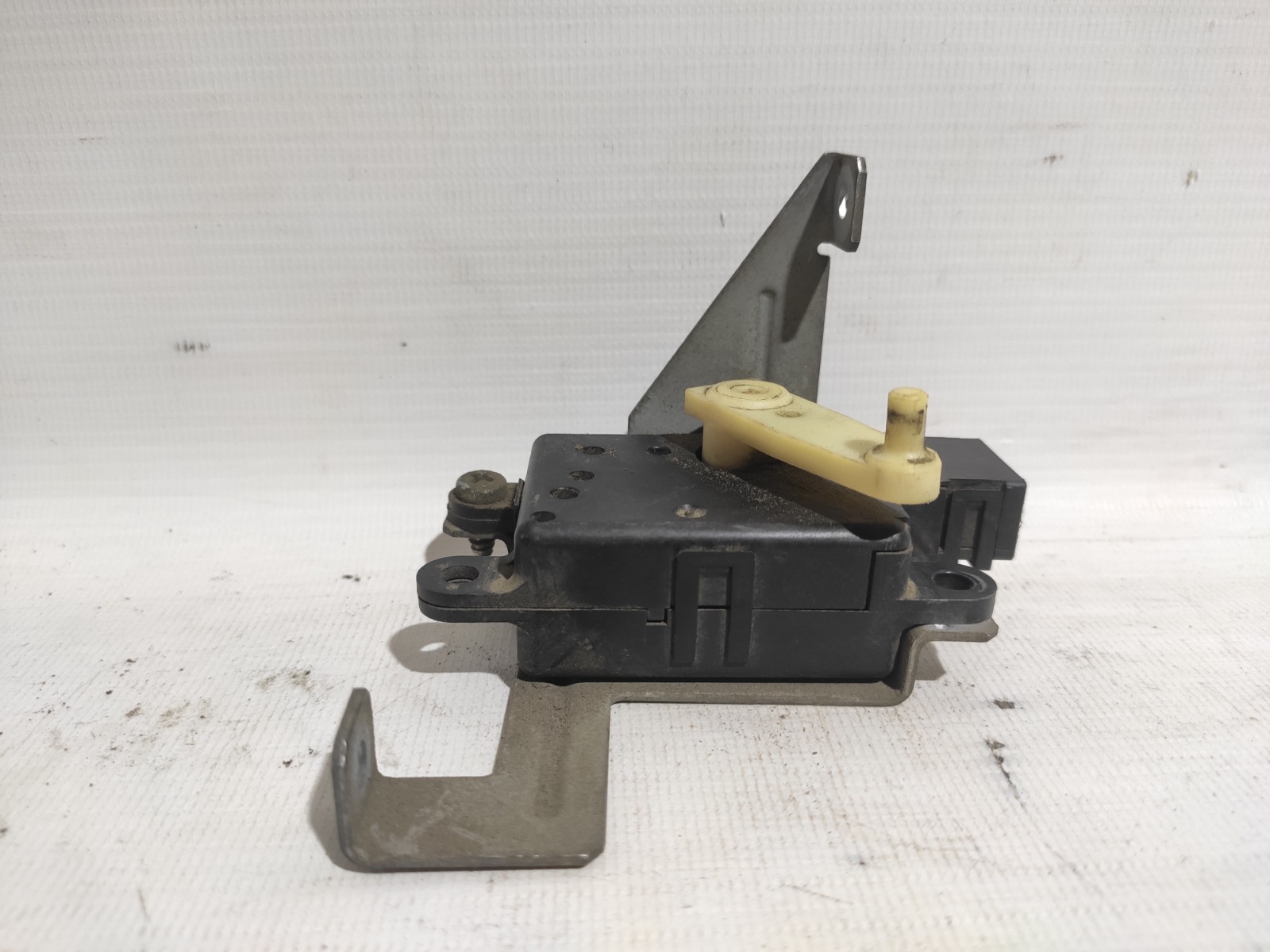 Сервопривод заслонок печки Nissan Cefiro A32 VQ20DE 1994 (б/у)