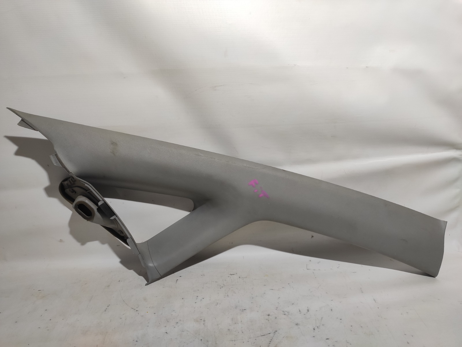 Накладка на стойку верхняя Honda Fit GD1 L13A 2001 передняя правая (б/у)