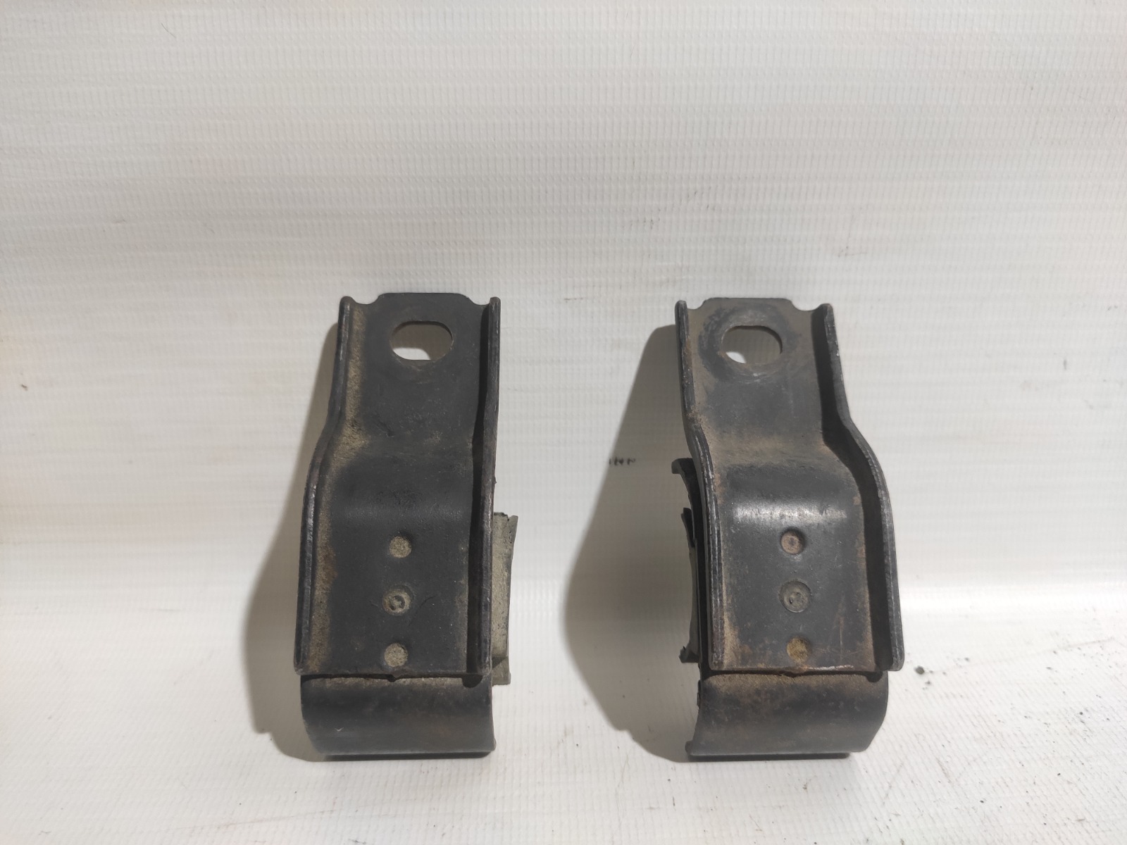 Крепление радиатора Toyota Sprinter Marino AE101 4AFE 1992 (б/у)