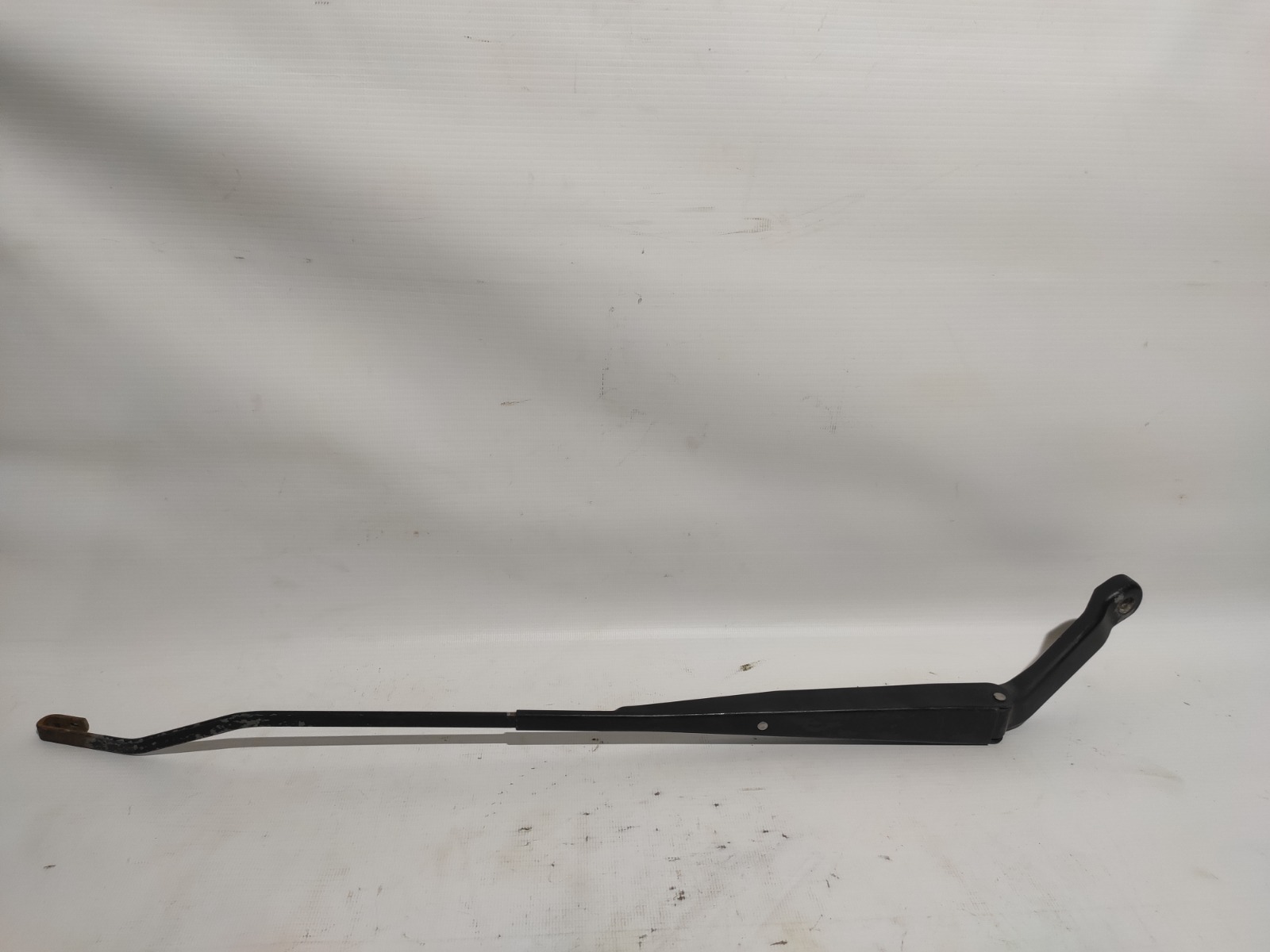 Поводок стеклоочистителя Honda Integra SJ EK3 D15B 1998 левый (б/у)