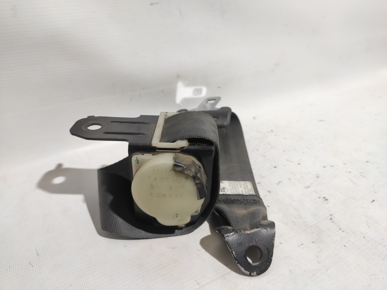 Ремень безопасности Toyota Corolla Levin AE111 7AFE 1995 задний (б/у)