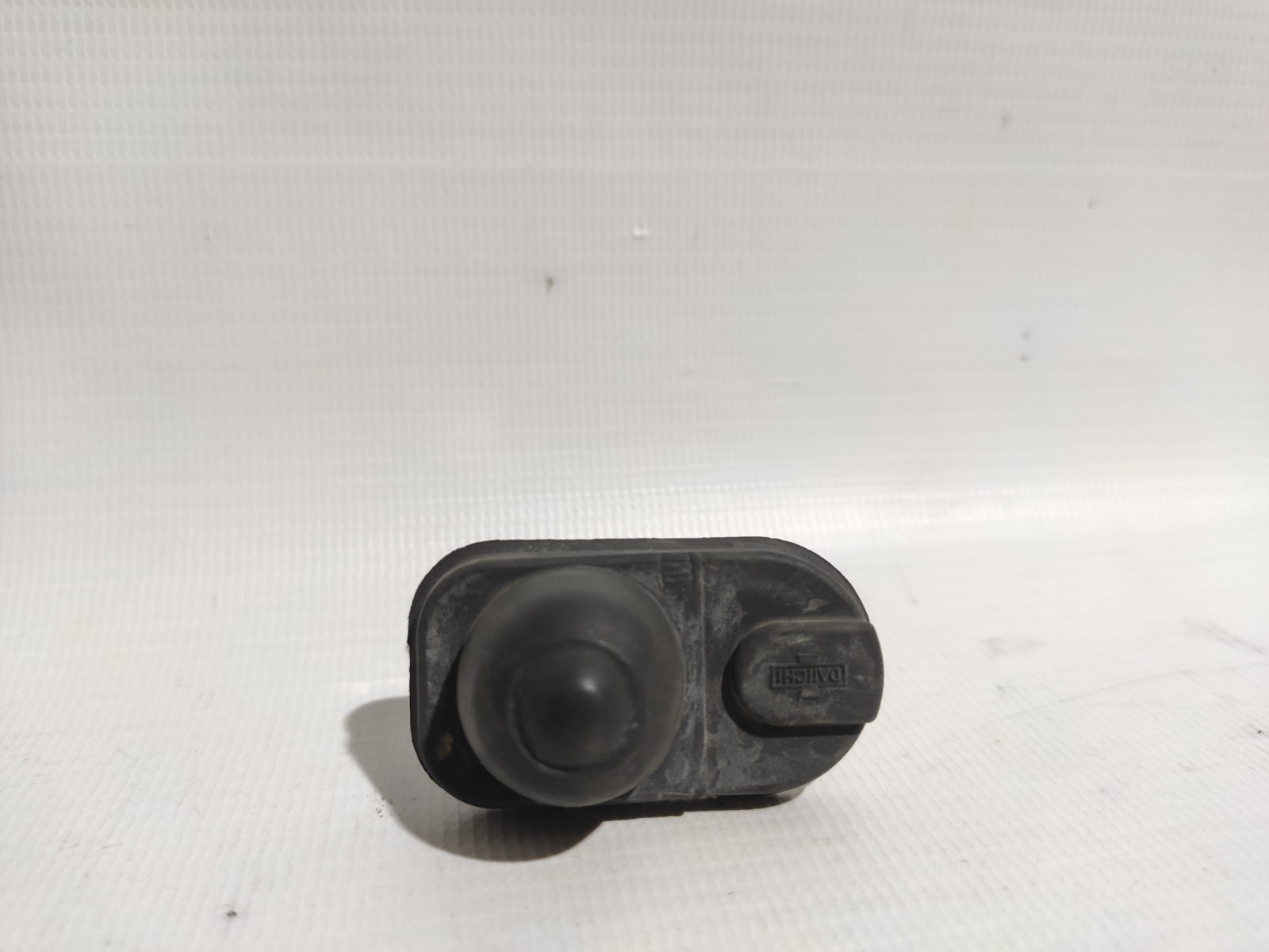 Концевик двери Honda Integra SJ EK3 D15B 1998 передний (б/у)