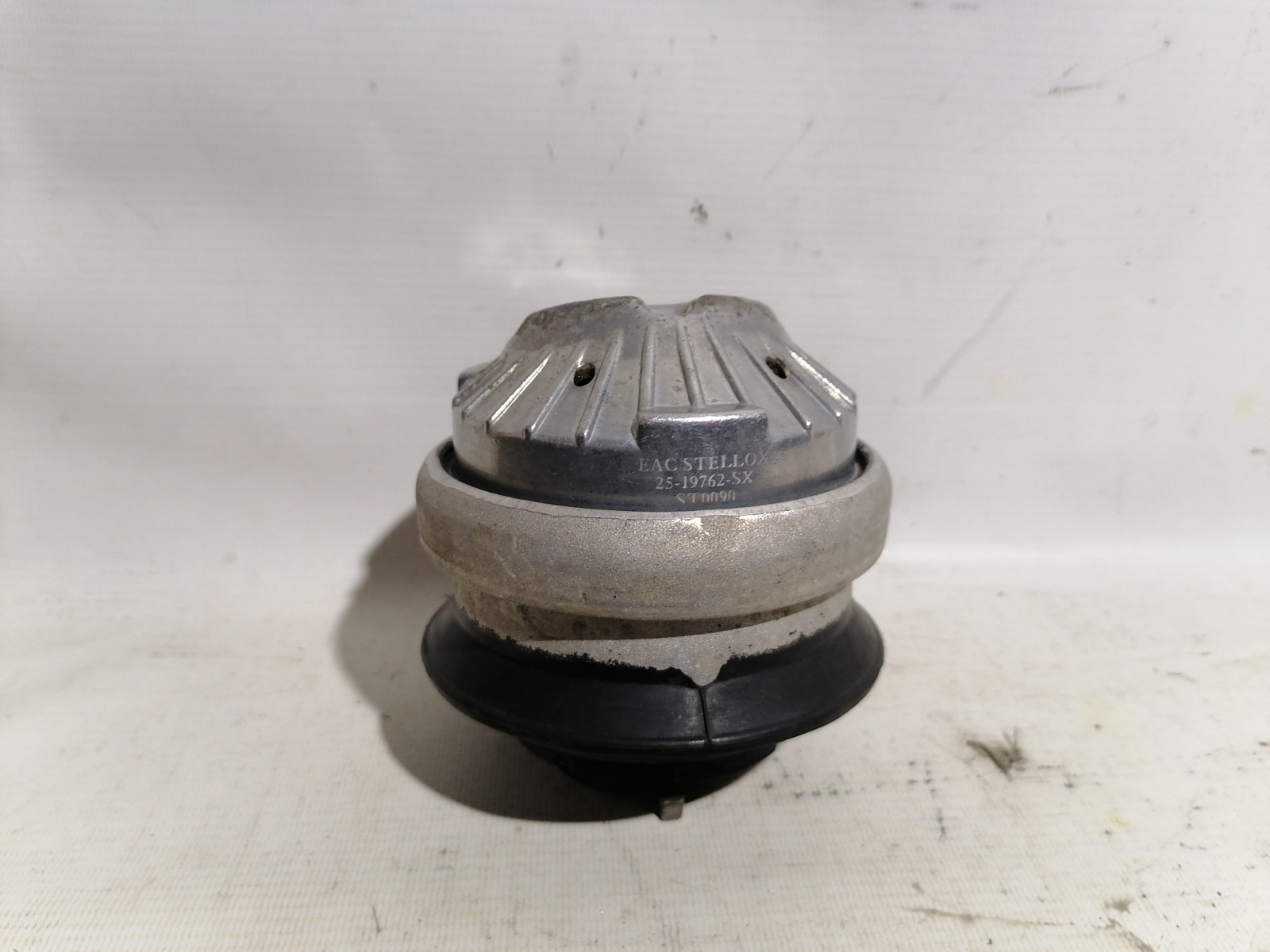 Подушка двигателя Mercedes-Benz E-Class W211 M113E43 2002 (б/у)