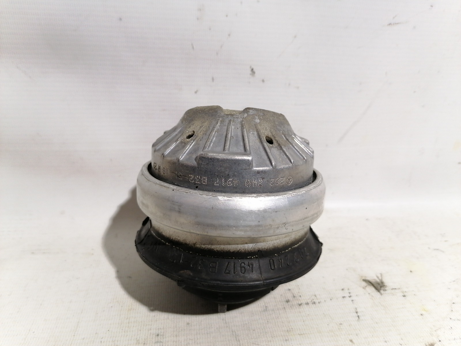 Подушка двигателя Mercedes-Benz E-Class W211 M113E43 2002 (б/у)