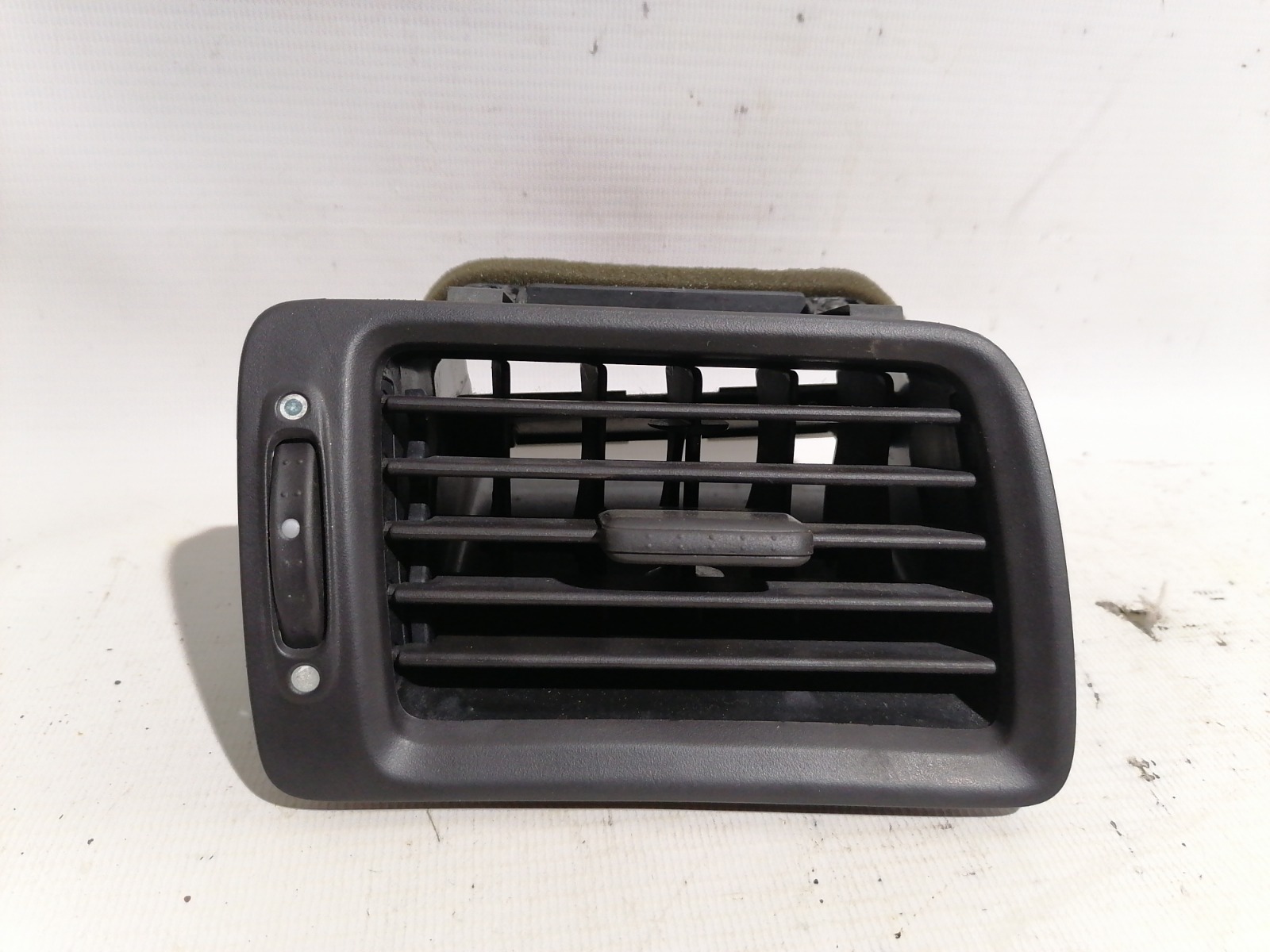 Решетка вентиляционная Honda Civic FD1 R18A1 2006 передняя правая (б/у)