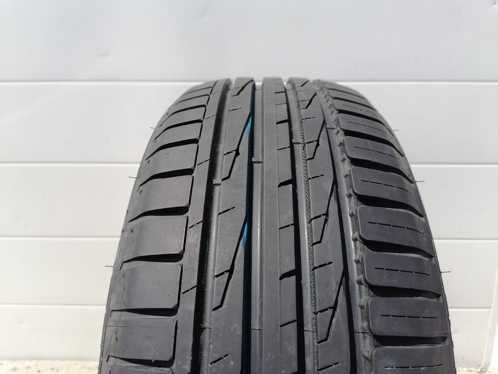 Шина летняя 195/50R16 Nokian Hakka Blue 2