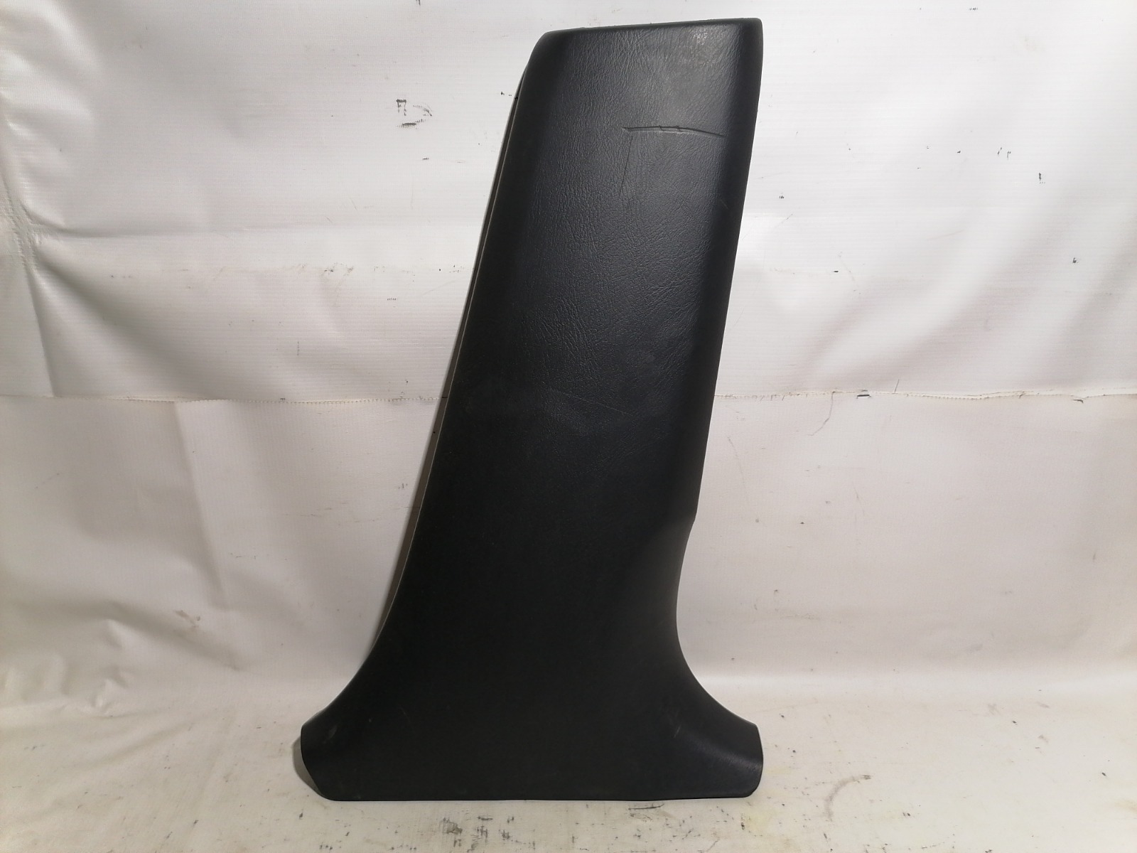 Накладка на стойку нижняя Honda Domani MB4 D16A 2000 правая