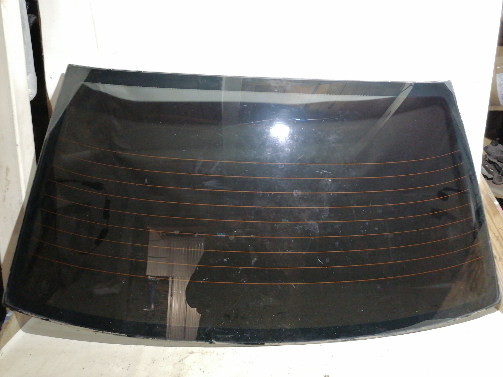 Стекло заднее Mitsubishi Mirage CK2A 4G15 2000
