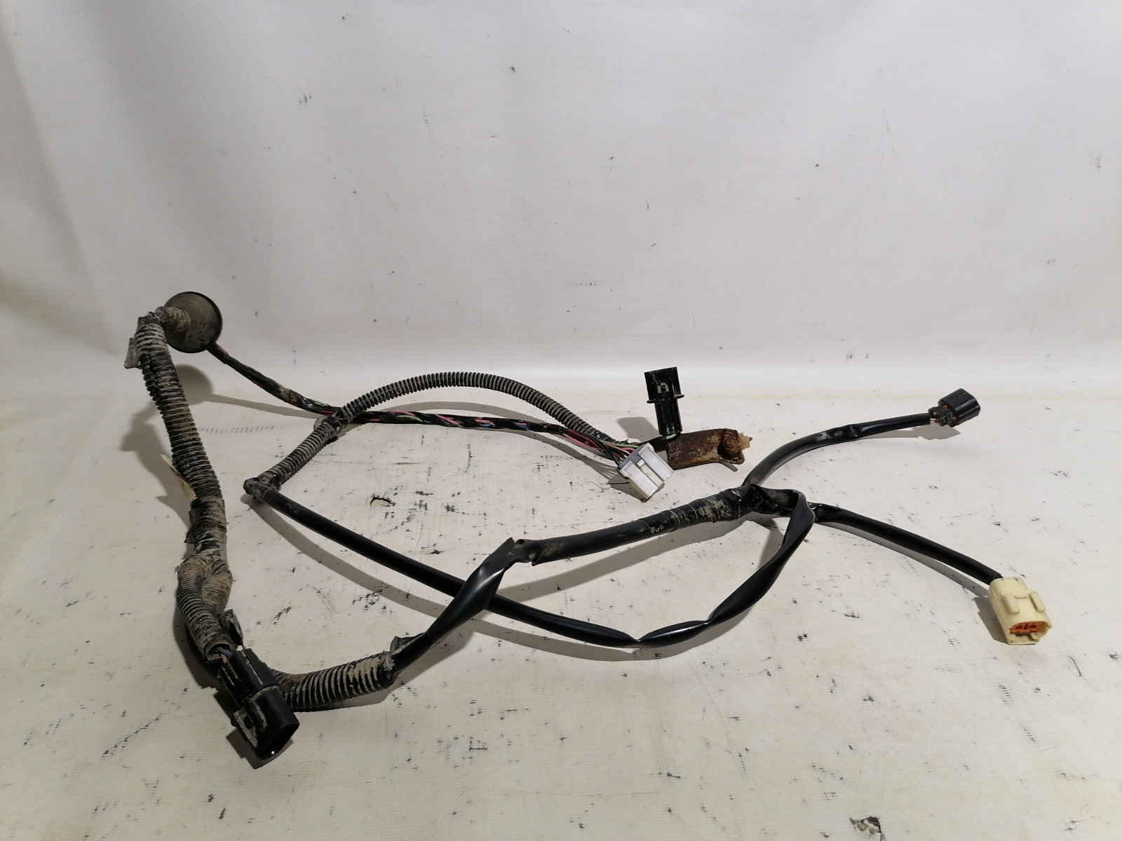 Проводка (коса)Топливного Насоса Mitsubishi Mirage CK2A 4G15 2000 (б/у) Проводка (коса)Топливного Насоса Mitsubishi Mirage CK2A 4G15 2000 (б/у)