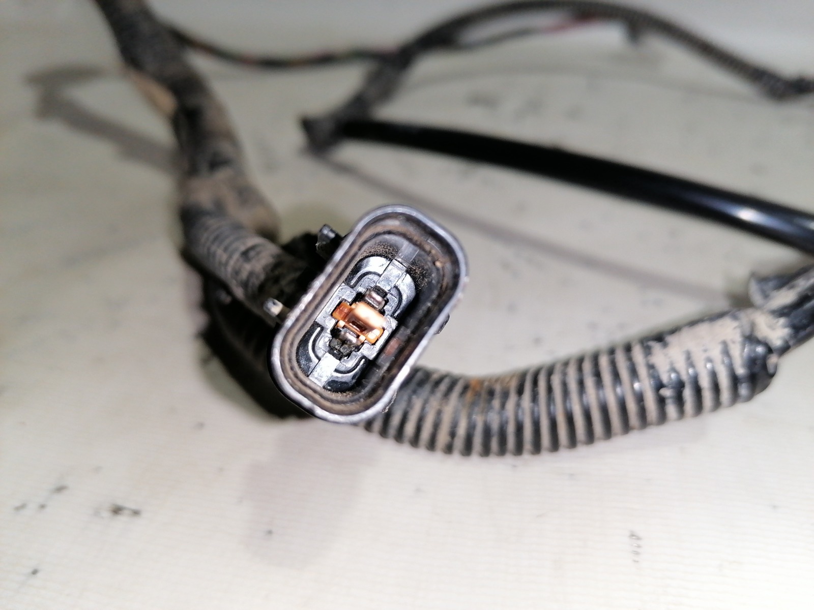 Проводка (коса)Топливного Насоса Mitsubishi Mirage CK2A 4G15 2000 (б/у) Проводка (коса)Топливного Насоса Mitsubishi Mirage CK2A 4G15 2000 (б/у)