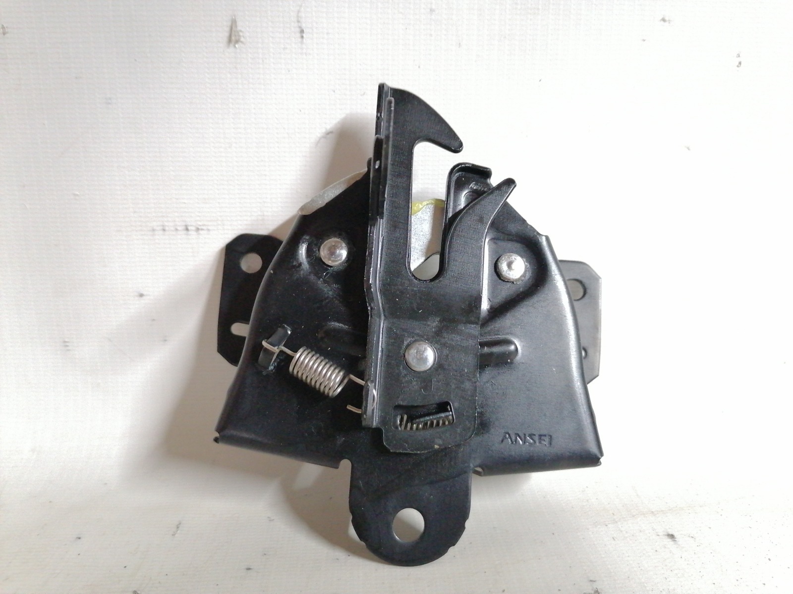 Замок капота Mitsubishi Outlander CU2W 4G63T 2003