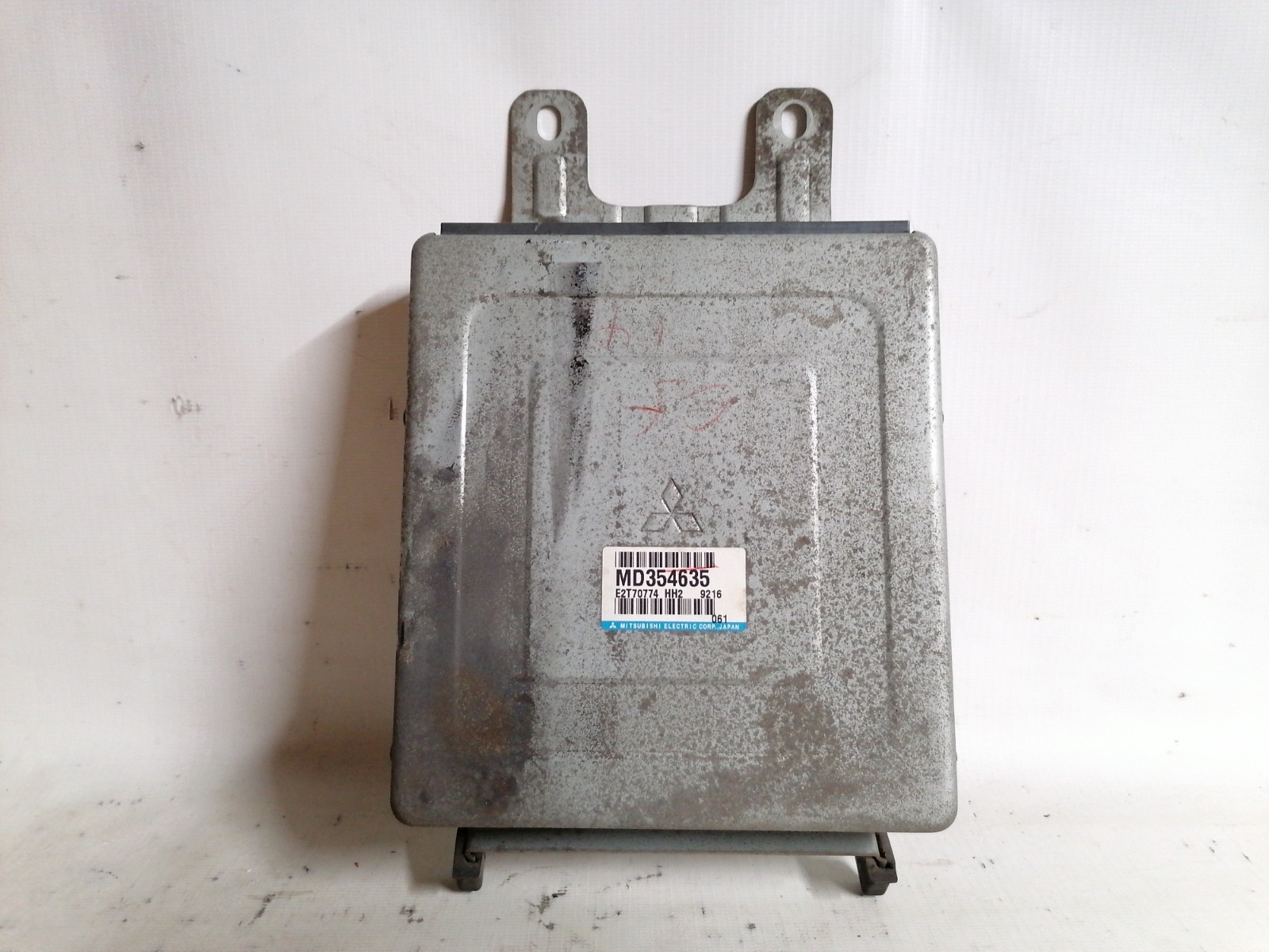 Блок управления ДВС Mitsubishi Lancer CM2A 4G15 1999 (б/у)