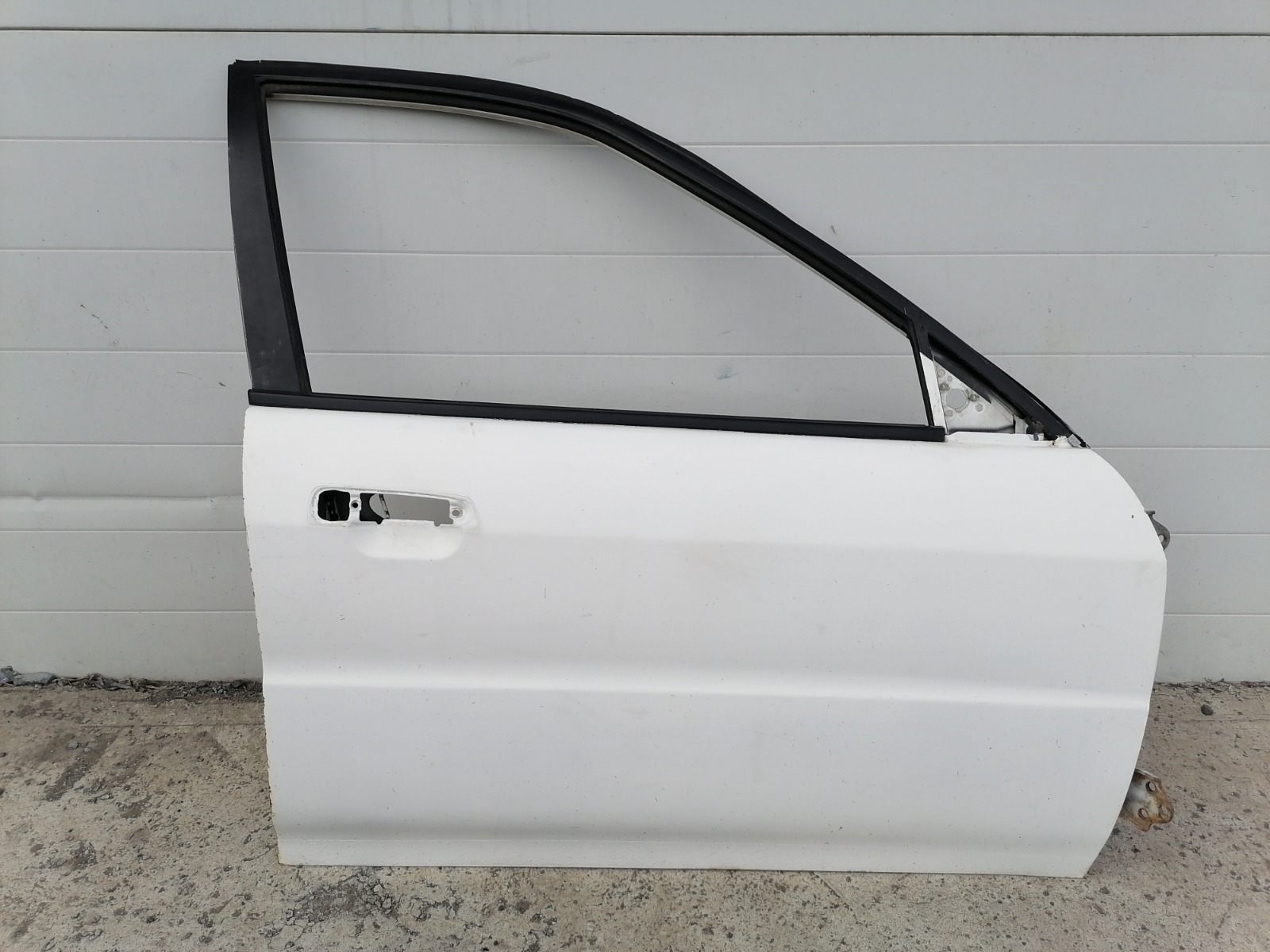 Дверь Mitsubishi Lancer CM2A 4G15 1999 передняя правая (б/у)