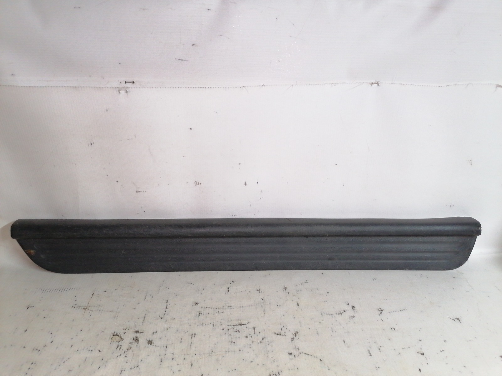 Накладка на порог Mitsubishi Lancer CM2A 4G15 1999 передняя левая (б/у)