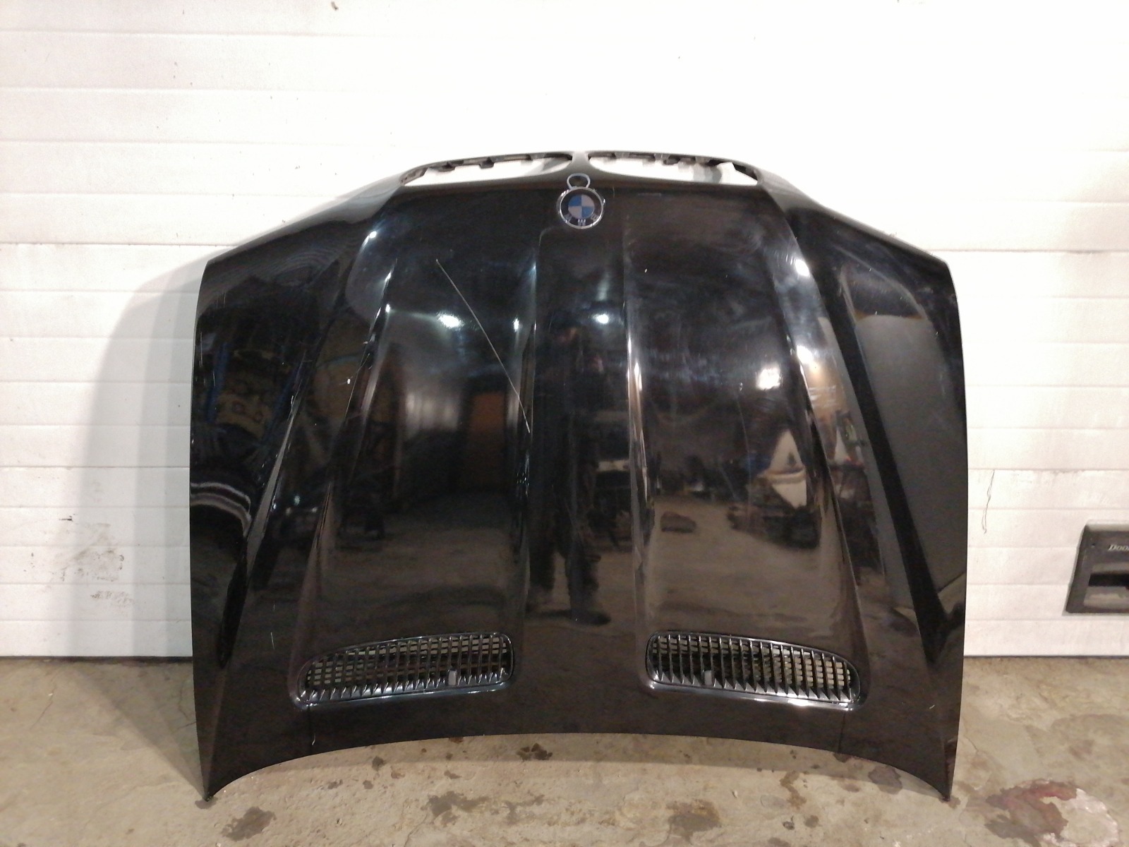 Капот BMW X5 E53 N62B44 2005 (б/у)