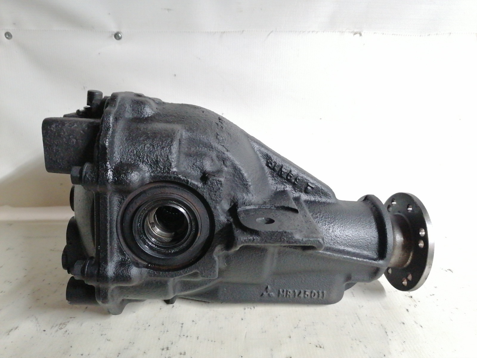 Редуктор Mitsubishi Lancer CM2A 4G15 1999 (б/у)