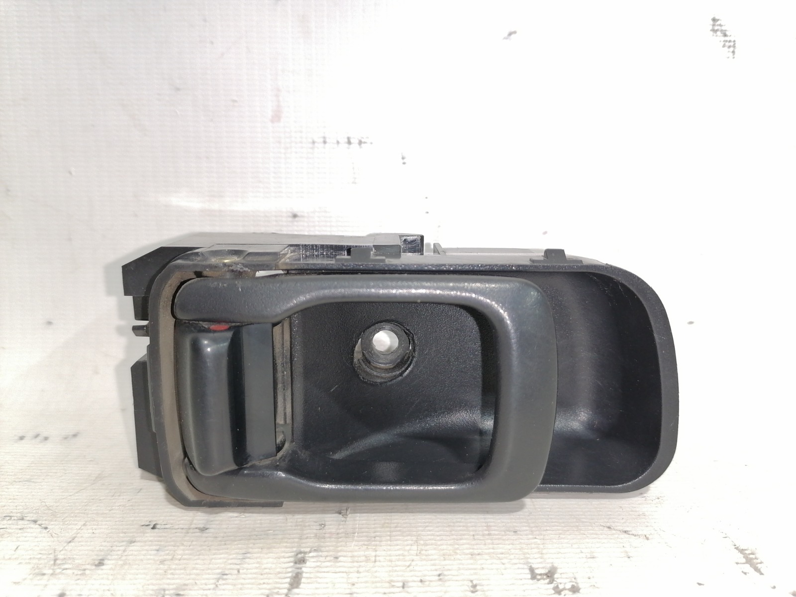 Ручка двери внутренняя Nissan Pathfinder R50 VQ35DE 2002 передняя левая (б/у)