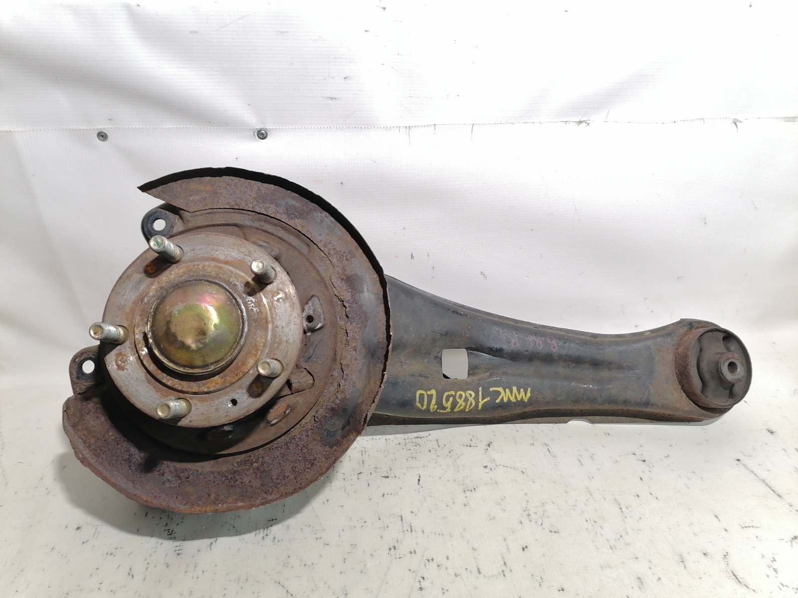 Рычаг подвески Mitsubishi Lancer CS1A 4G18 2003 задний правый (б/у)