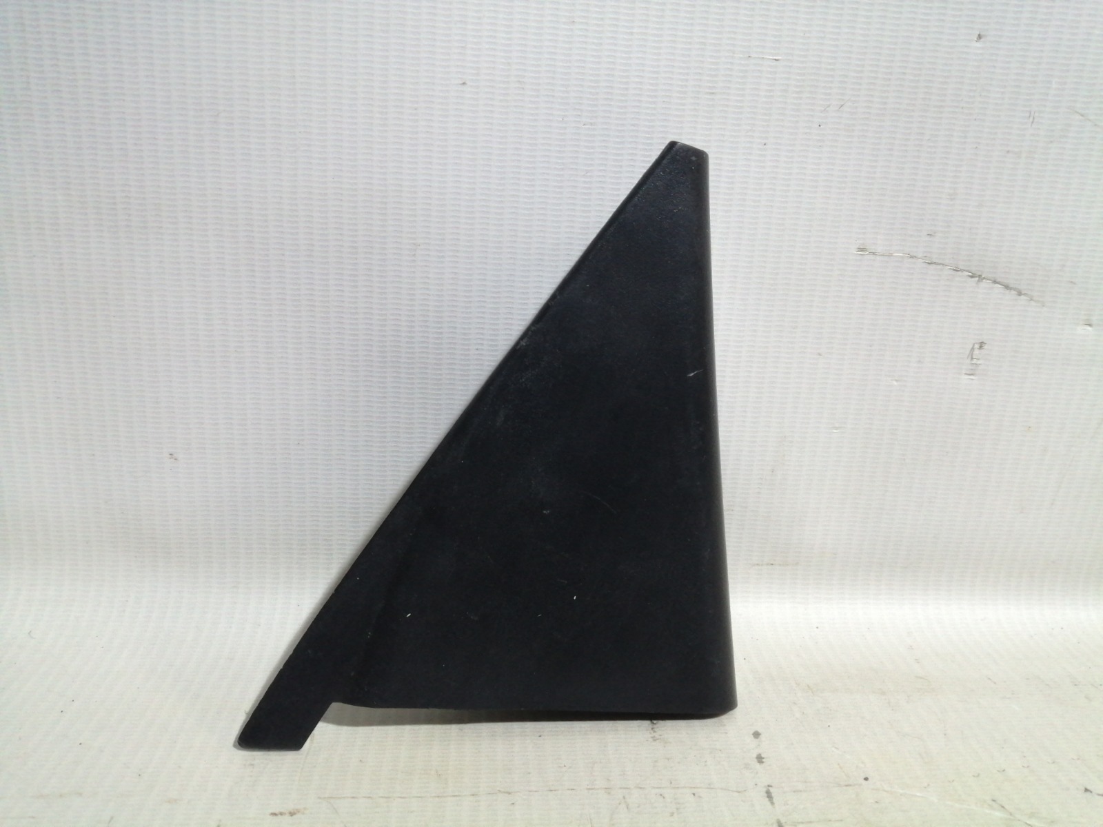 Уголок двери Chevrolet Lacetti J200 F16D3 2003 задний левый (б/у)