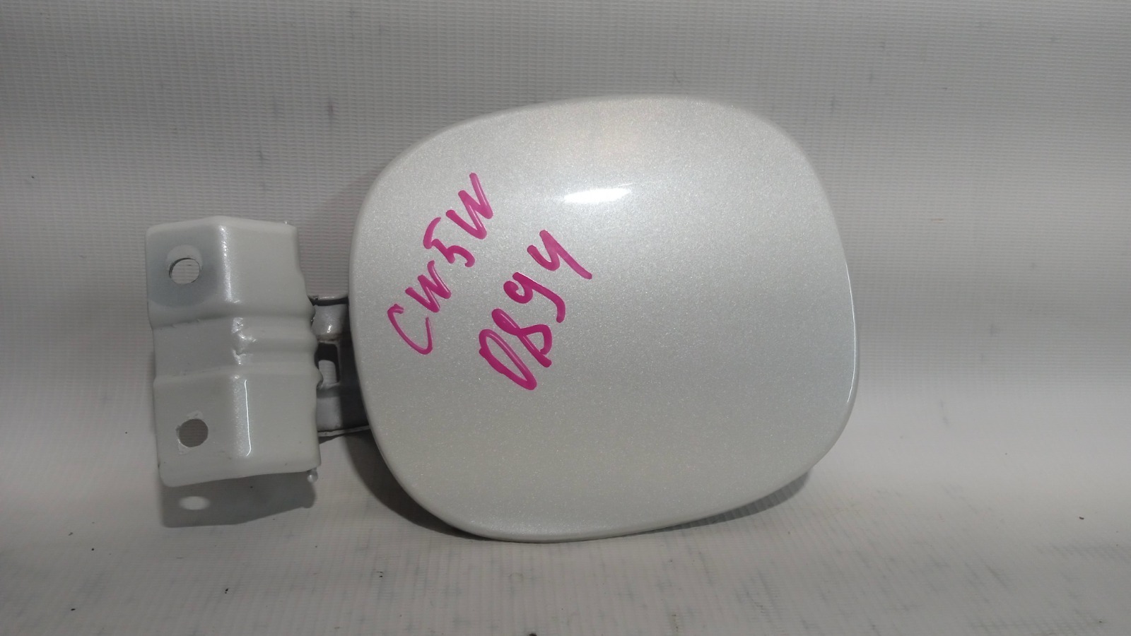 Лючок топливного бака Mitsubishi Outlander CW5W 4B12 2010 (б/у)