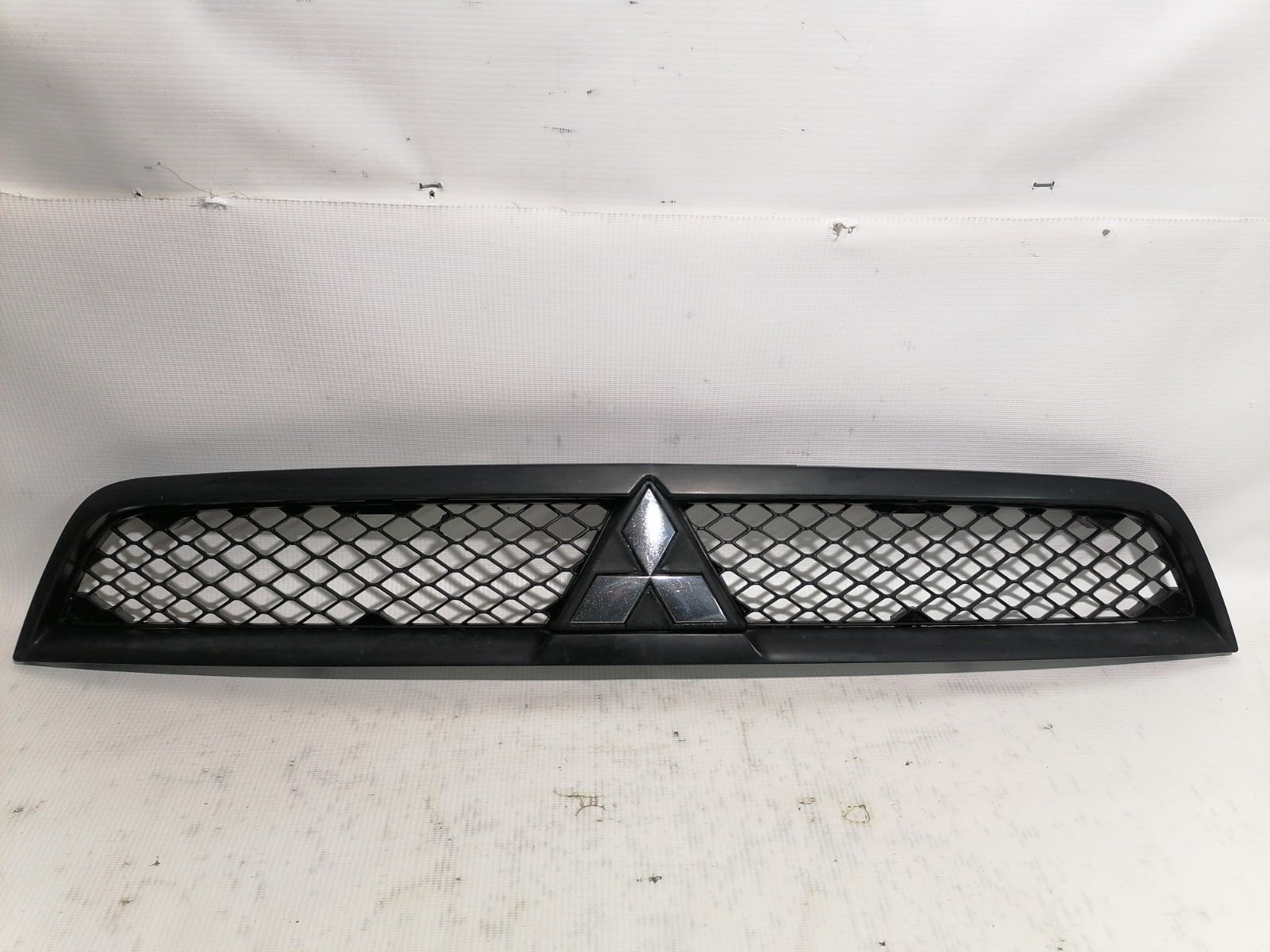 Решетка радиатора Mitsubishi Lancer CY3A 4B10 2008 (б/у)