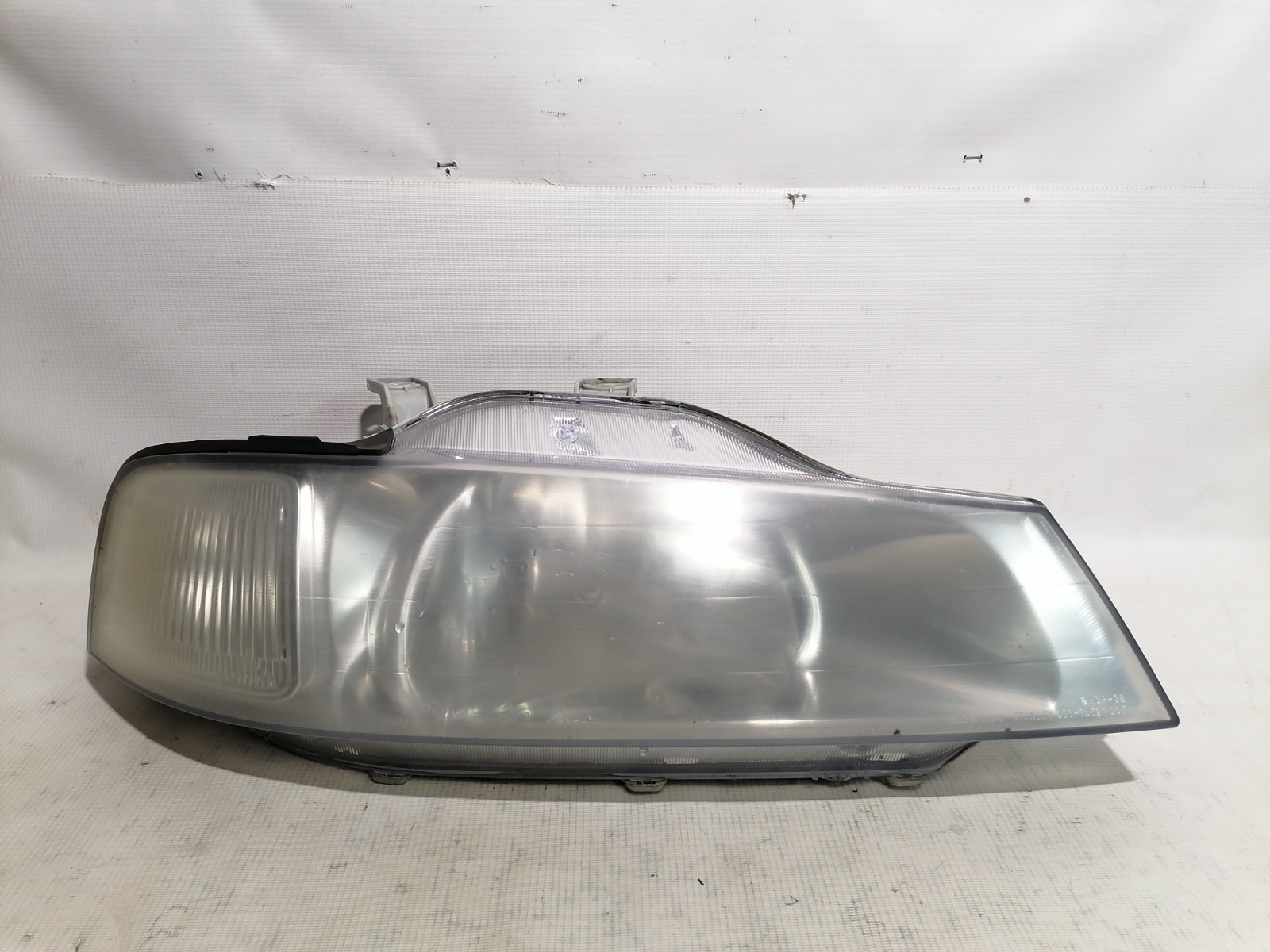 Фара Honda Domani MB4 D16A 1997 правая (б/у)