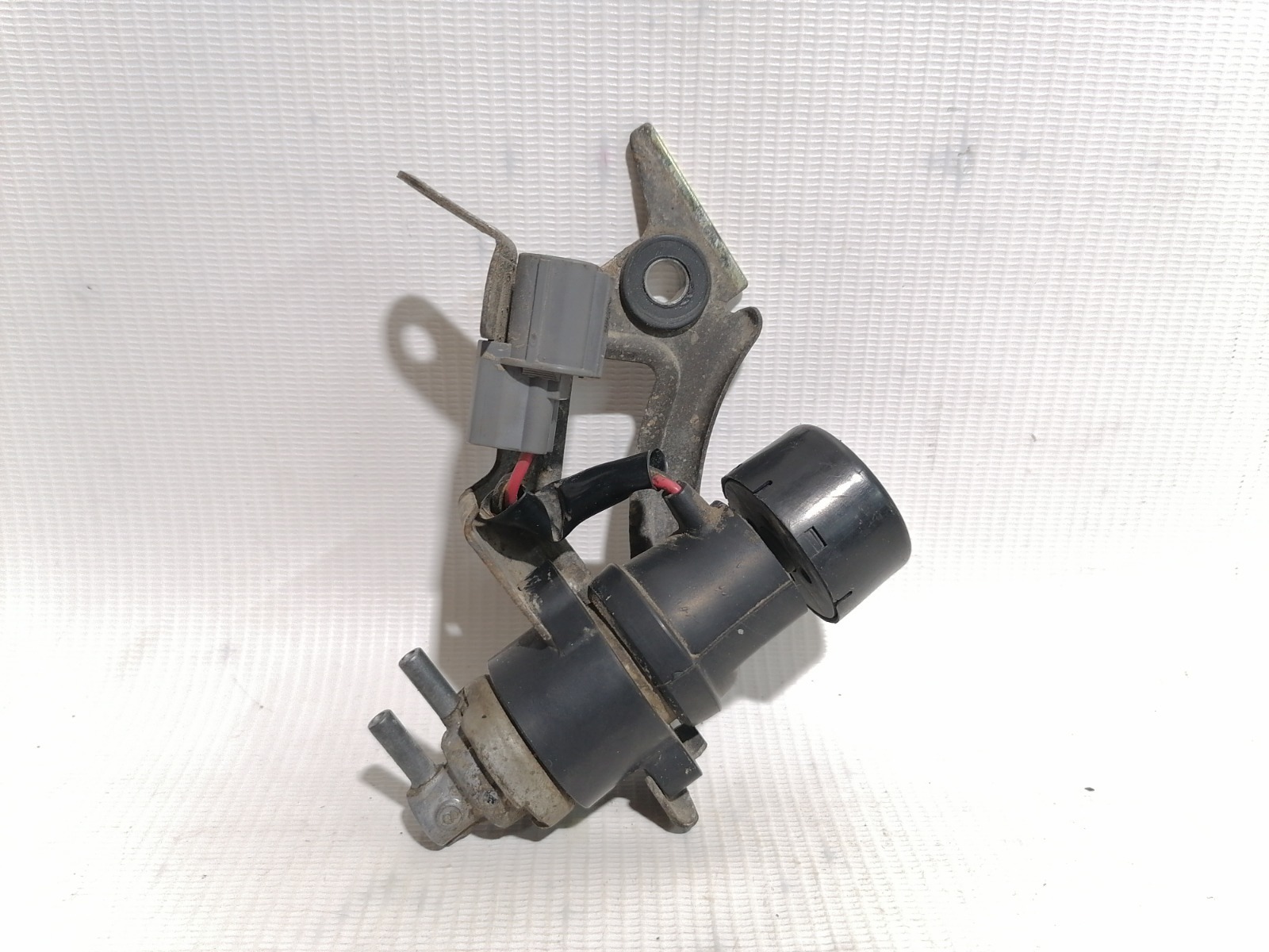 Клапан электромагнитный Honda Domani MB4 D16A 1997 (б/у)