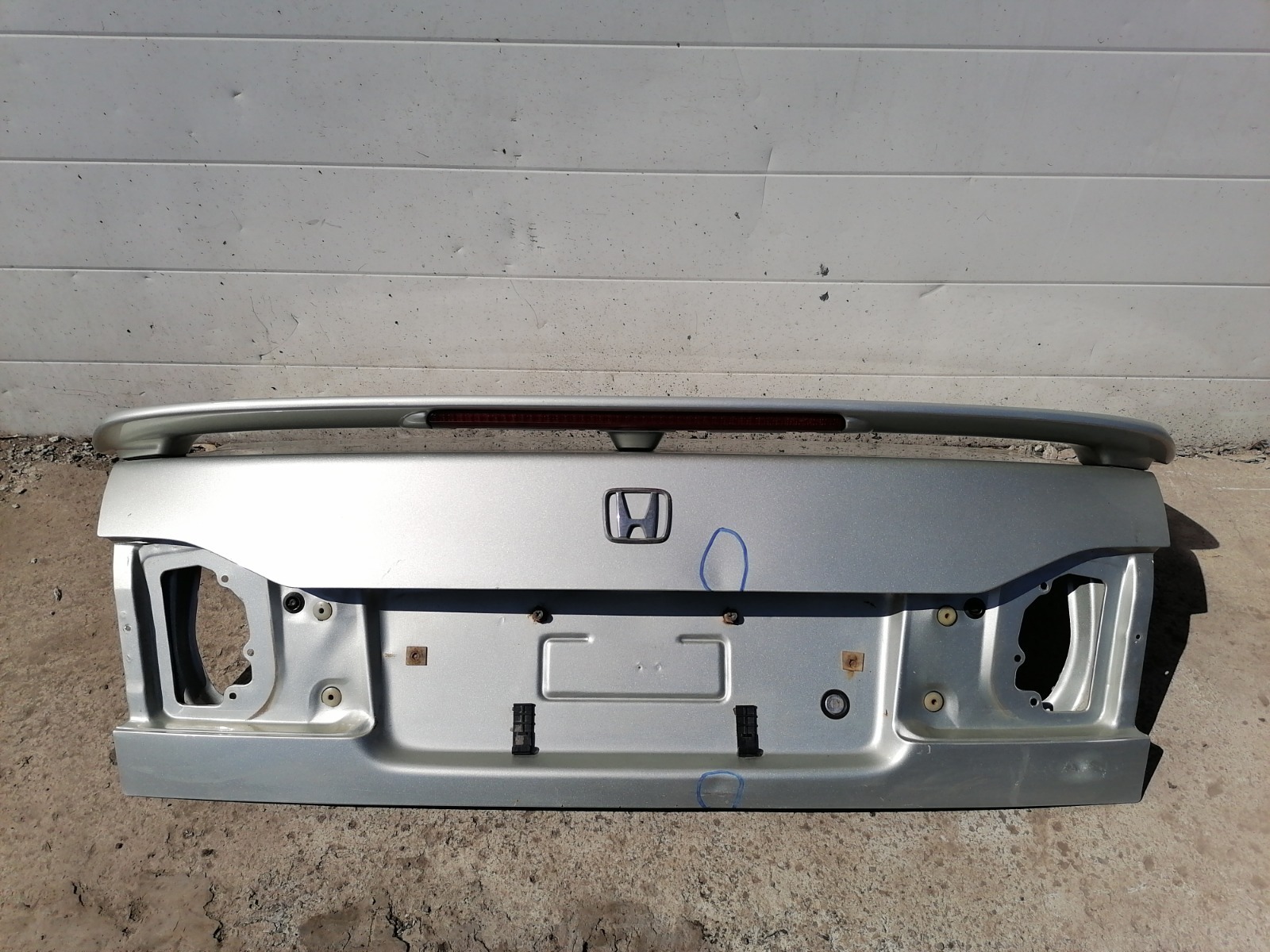 Крышка багажника Honda Domani MB4 D16A 1997 (б/у)