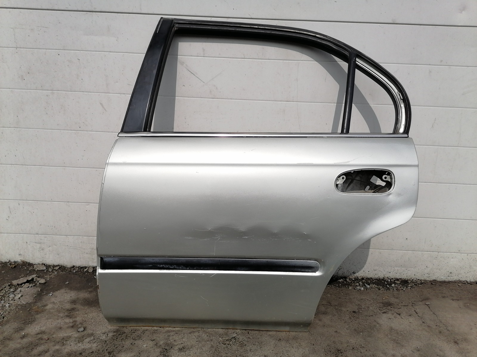 Дверь Honda Domani MB4 D16A 1997 задняя левая (б/у)