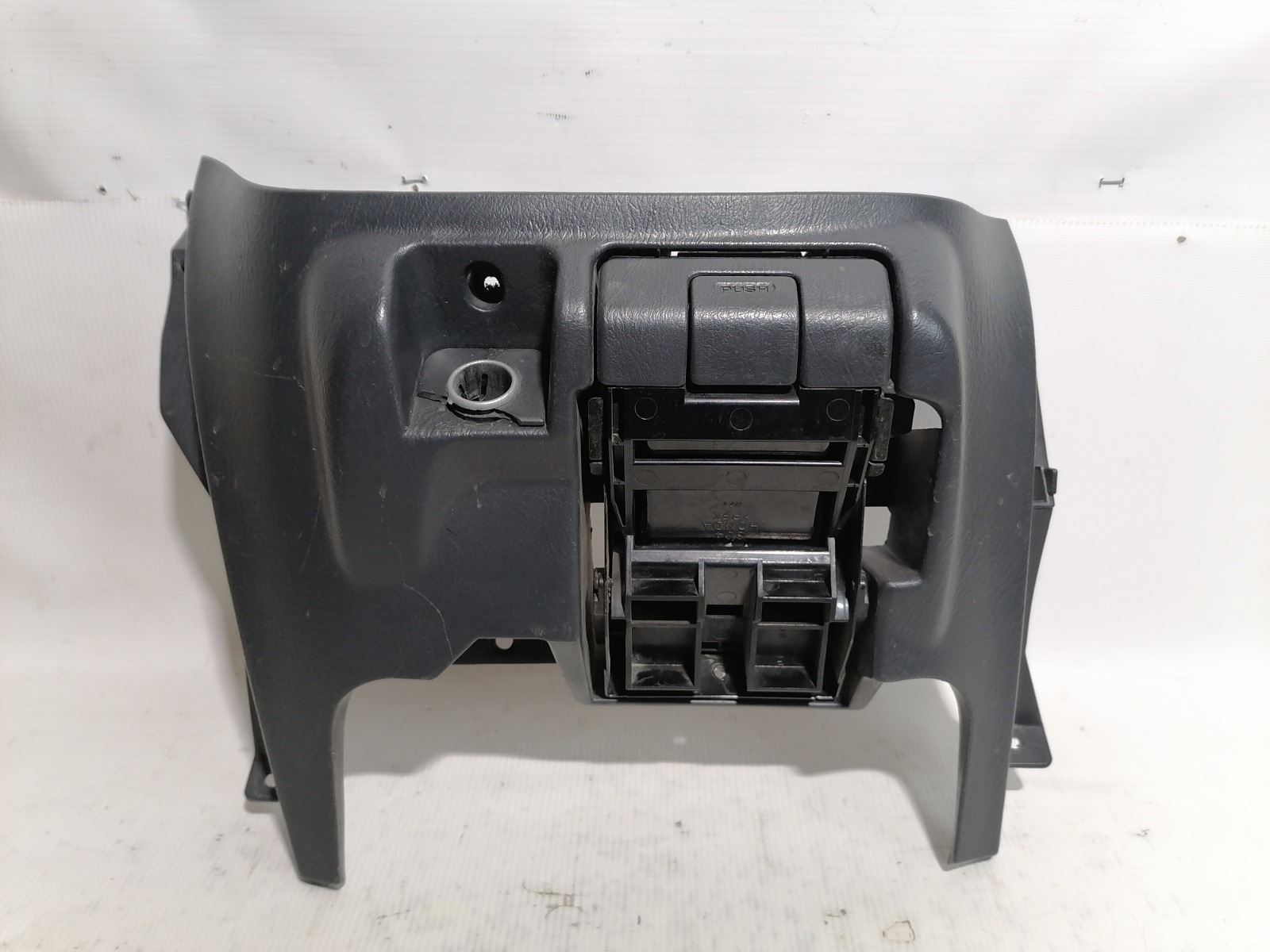 Накладка на торпедо Honda Domani MB4 D16A 1997 (б/у)